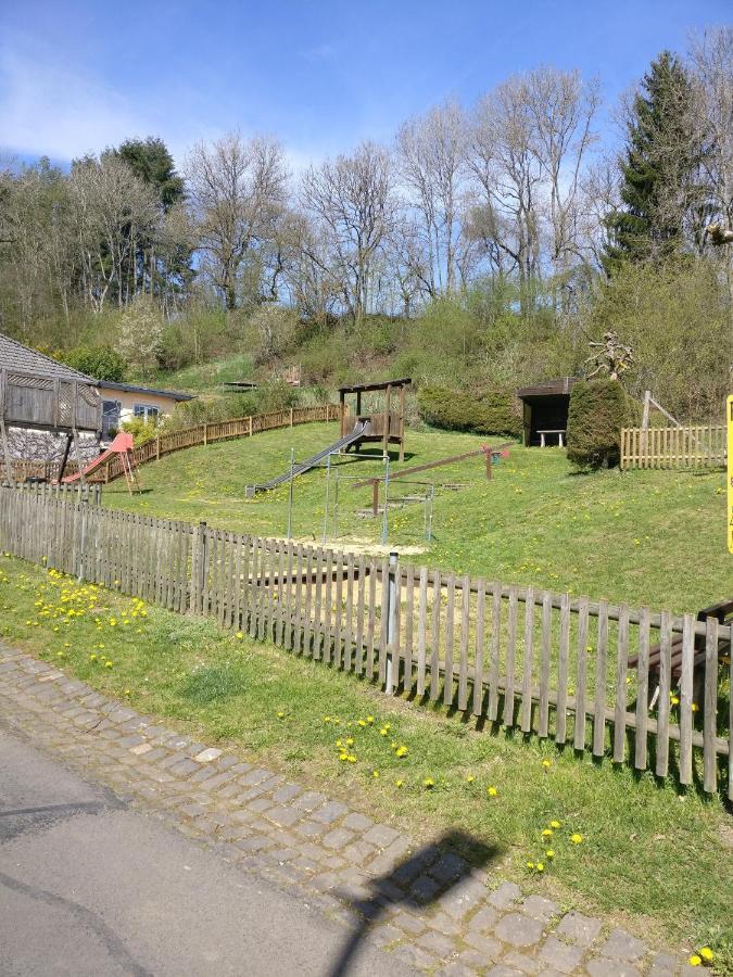 Ferienhaus Am Sauerbrunnen Даун Экстерьер фото